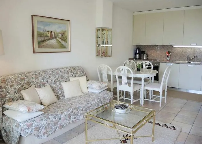 1-bedroom بيت للعطل لوزون